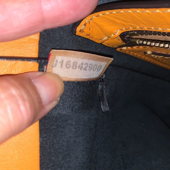DOONEY & BOURKE TOTE - Picture 10 of 16